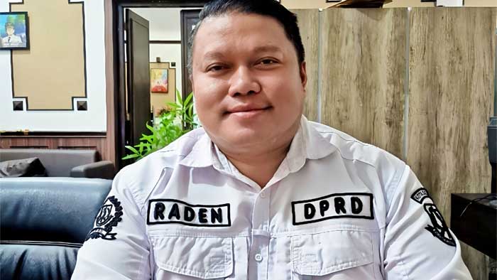 Raden Koesoemo Hutaripto