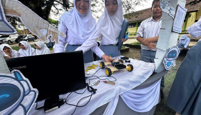 SMKN 1 Cibadak Lahirkan Inovator Muda Teknologi