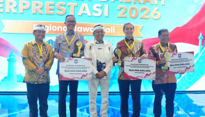 Kota Sukabumi Raih Penghargaan Terbaik II Penanganan Inflasi Jawa-Bali