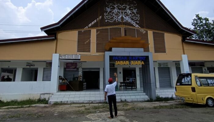 Meski Sewa Murah, Pasar Lembursitu Sepi Peminat