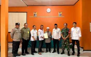 Kantah Sukabumi Serahkan 167 Sertipikat PTSL di Pabuaran
