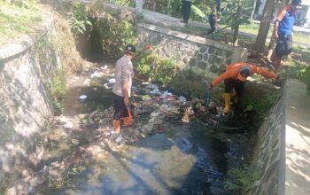 BPBD Sukabumi Bersihkan Drainase, Jalan Nangela Terhindar Banjir