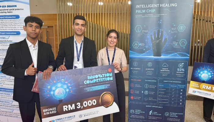 Mahasiswa Internasional Nusa Putra Raih Bronze Medal di Malaysia