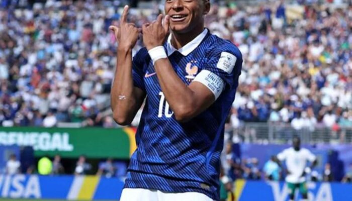 Gol Mbappe dan Barcola Antar Les Bleus Puncaki Grup I
