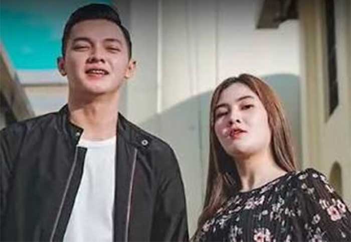 Dory Harsa Suami Nella Kharisma