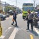Dump Truck Hantam Dua Motor di Cicurug