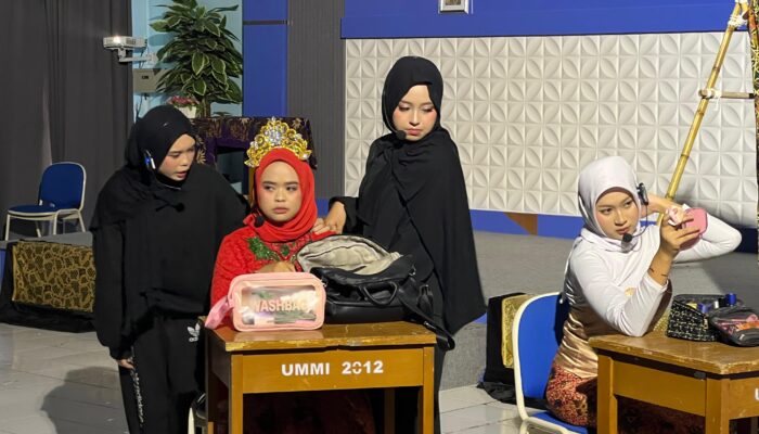 Teater ‘Pasini’ Jadi Wadah Kreativitas Mahasiswa UMMI