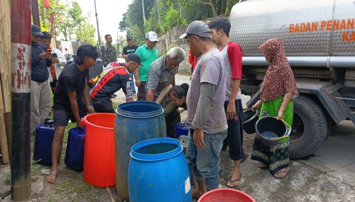 Ironi Warga Cicurug, Krisis Air Bersih di Kaki Gunung Salak