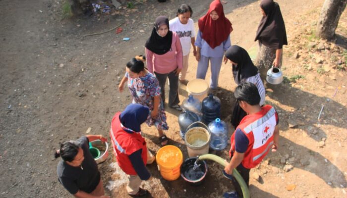 Kemarau Panjang, Ribuan Warga Kebonpedes Kesulitan Air Bersih