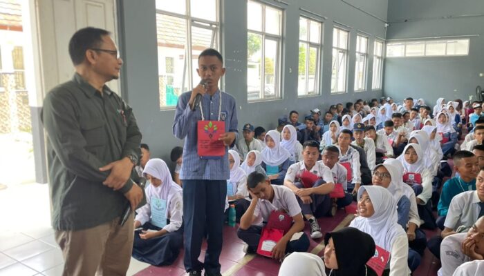 Diskominfo Edukasi Pelajar, Literasi Digital Jadi Bekal Hadapi Era Teknologi