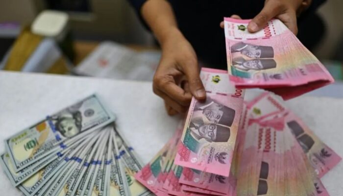 Rupiah Bergerak Datar di Level Rp17.995 per Dolar AS