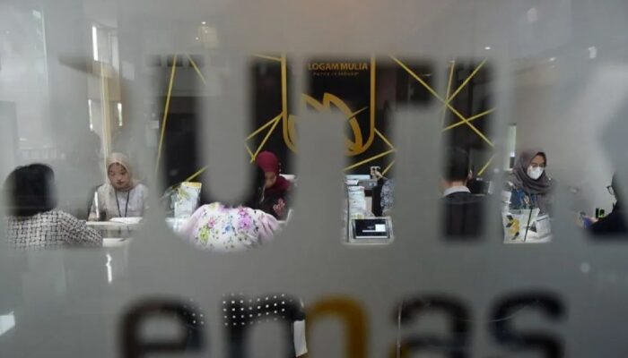 Harga Emas Antam Naik Rp11.000, Tembus Rp2,651 Juta per Gram