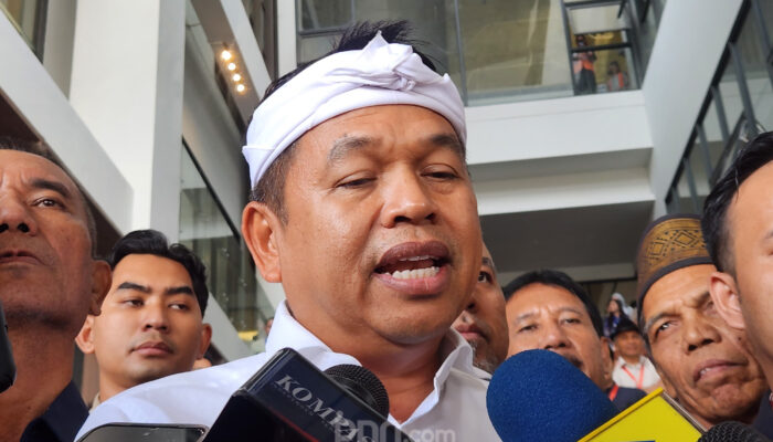 Gubernur Jabar Minta Kajian Hati-Hati Soal Wacana SPP SMA/SMK Negeri