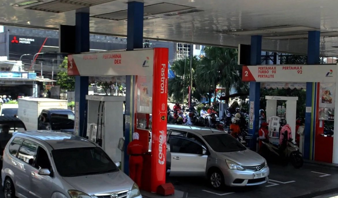 HARGA BARU: SPBU Pertamina di Jabodetabek mulai menerapkan harga BBM nonsubsidi terbaru per 1 Juli 2026.