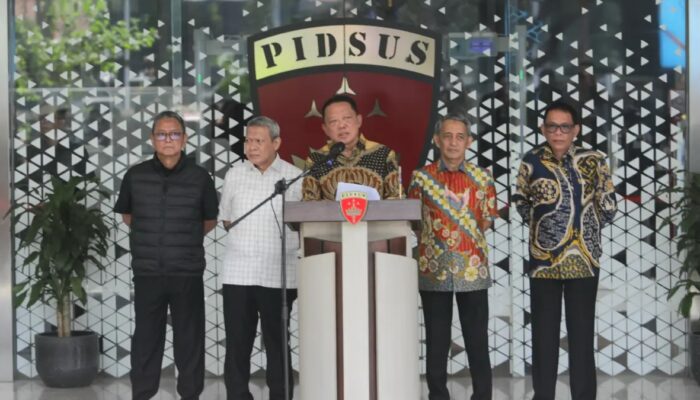 5 Fakta Megakorupsi, Febrie Mundur saat Emas 74 Kg dan Uang Setengah Triliun Disita
