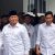Pasangan Prabowo Subianto dan Gibran Rakabuming Raka tiba mendatangi kantor KPU RI, Jakarta, Rabu (24/4).