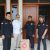 SOSIAL : Ketua Panitia Pembangunan Klinik Bebeza Baznas Kabupaten Sukbumi, Dr. Atot saat menerima bantuan semen dari Paguyuban Jampang Tandan di Kantor Baznas Kabupaten Sukabumi pada Rabu (19/06).(FOTO : UNTUK RADAR SUKABUMI)
